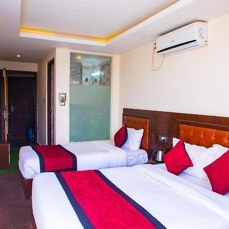 Hotel De Universal Katmandu Zewnętrze zdjęcie