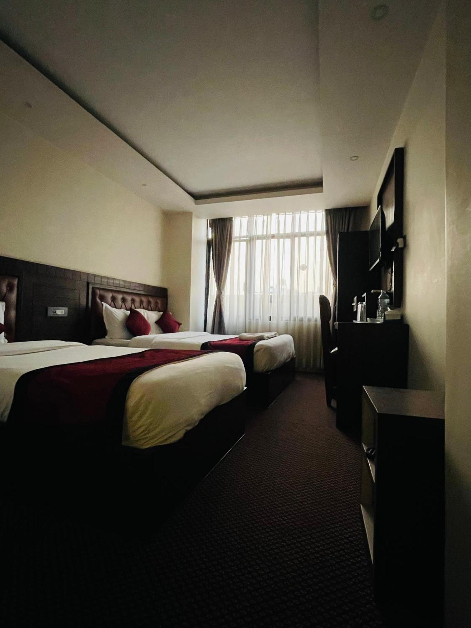 Hotel De Universal Katmandu Zewnętrze zdjęcie
