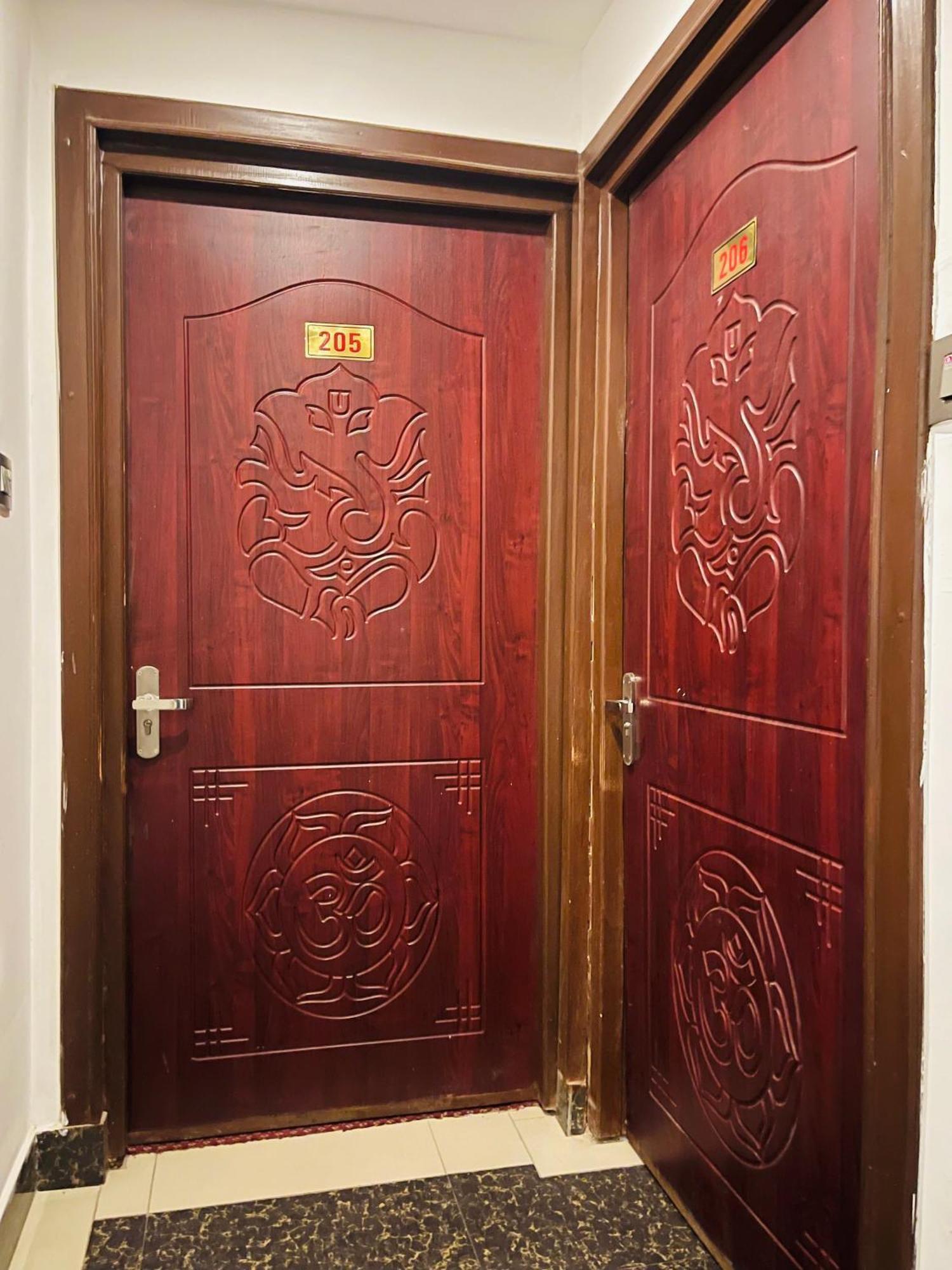 Hotel De Universal Katmandu Zewnętrze zdjęcie