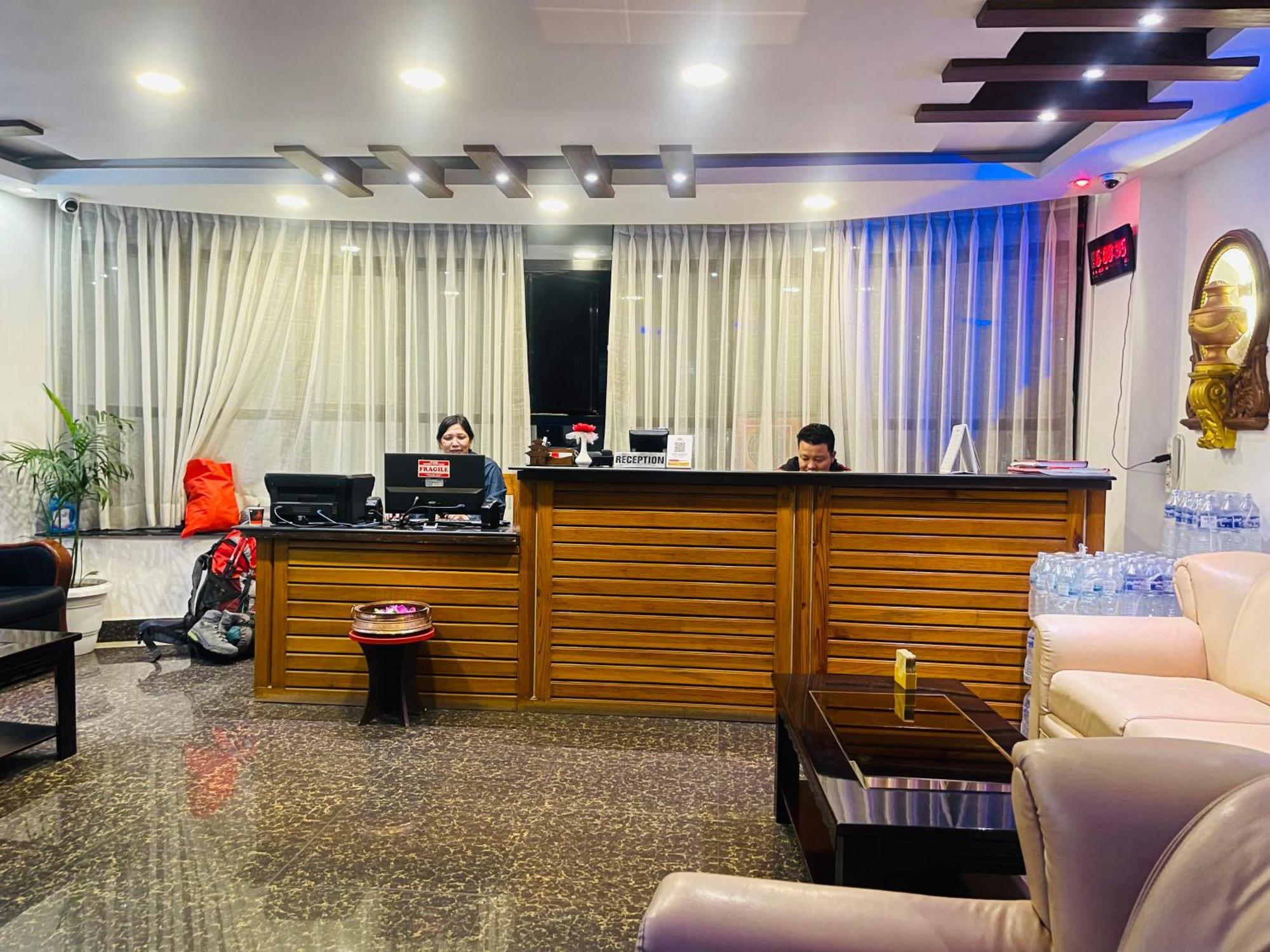 Hotel De Universal Katmandu Zewnętrze zdjęcie